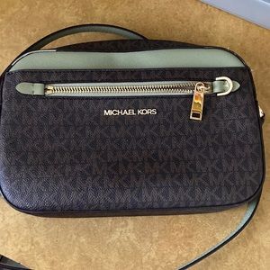 Michael Kors Crossbody